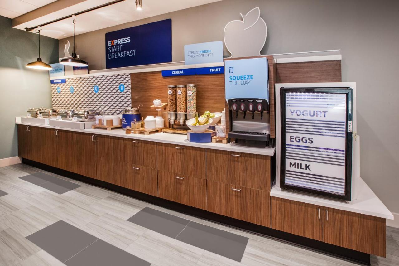 Holiday Inn Express & Suites - Asheboro By Ihg מראה חיצוני תמונה